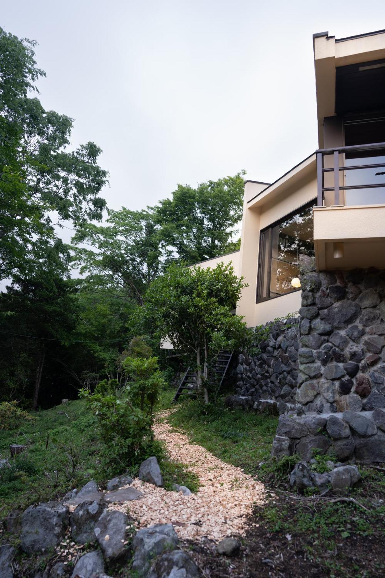 Вілла Aknot Hakone 大涌谷を望むモダニズム建築 東京から90分 Екстер'єр фото